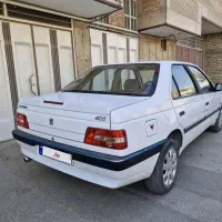 یک دستگاه پژو 405 SLX موتو TUF مدل 94درحد