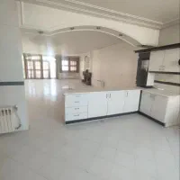 اجاره آپارتمان ۳۰۰متر ۴خواب طبقه اول خ باغ گلدسته