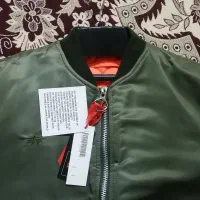 کاپشن خلبانی