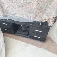 میز زیر تلویزیونی