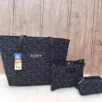 کیف سه قلو|کیف، کفش، کمربند|کاشان, درب جوشقان|دیوار