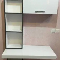 میز و شلف دیواری
