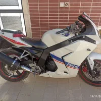 موتور سیکلت دایلیم 250