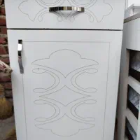 تعدادی لوازم آشپزخانه بفروش میرسد|ساعت دیواری و تزئینی|بناب, |دیوار