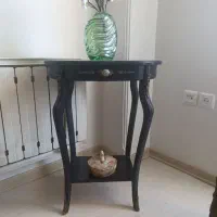 کنسول کوچک با میز تلفن