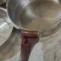۲زودپز و بخار پز،دو تکه چدنی کره ای بدون لاستیک در