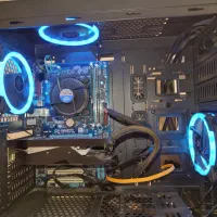 دو عدد کیس فروشی و قطعات