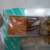 فروش انواع کیک وشیرینی کارتنی وفله به قیمت مغازه|خوردنی و آشامیدنی|تربت جام, حافظ|دیوار