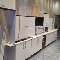 کابینت بسیار تمیز هایگلاس باهود و سینک دولگنه|مصالح و تجهیزات ساختمان|تیران, |دیوار