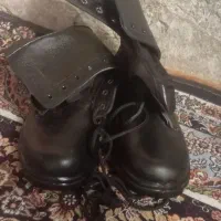 پوتین|کیف، کفش، کمربند|سراوان, |دیوار