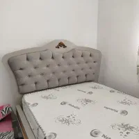 تخت یکو نیم نفره سالم همراه تشک