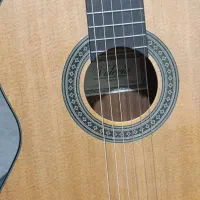 گیتار والریا330