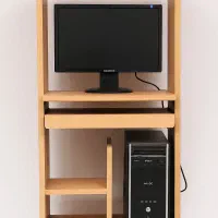 فروش میز تحریر و میز کامپیوتر (دست دوم)|میز تحریر و کامپیوتر|بندرعباس, |دیوار