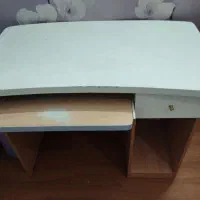 میز کامپیوتر