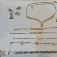 ۶۰ گرم طلا و یک عدد سکه تمام و دوعدد نیم سکه|زیورآلات و اکسسوری|تهران, فلسطین (میدان انقلاب)|دیوار