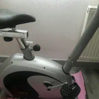 دوچرخه ثابت درحدنو زیاد استفاده نشده