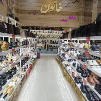 فروشنده خانم باتجربه