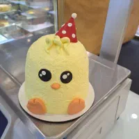 به یک نیروی ماهر برای کار در کارگاه قنادی