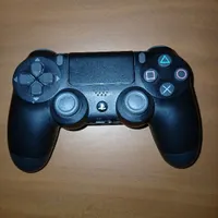 یک عدد دسته ps4 اصلی تمیز|کنسول، بازی ویدئویی و آنلاین|مشهد, طلاب|دیوار