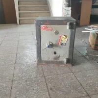 فروش لوازم منزل به علت مهاجرت