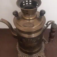 کتری شکاری برنجی قدیمی قدمت دار|صنایع دستی و سایر لوازم تزئینی|تهران, دولاب|دیوار