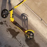 اسکوتر پسرونه