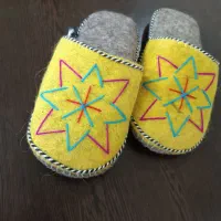 دمپایی نمدی سنتی