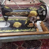 چرخ خیاطی قدیمی دو شیر
