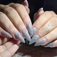 کاشت ناخن|خدمات آرایشگری و زیبایی|شاهین‌شهر, مسکن مهر|دیوار