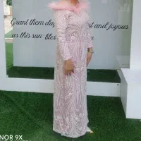 فروش لباسی مجلسی تمام مروارید هست اصلا ریزش نداره