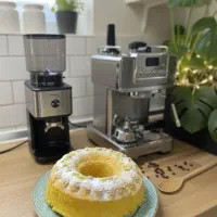 کیک هل و گلاب و دونات خانگی تازه