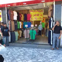 به یک نفر جارچی (صدازن جلوی مغازه)