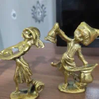 سه عدد مجسمه برنزی