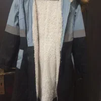 پالتو|لباس|بوژگان, |دیوار