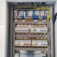 مجری برق ساختمان و دوربین مداربسته