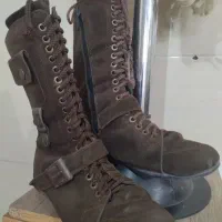 چکمه و بوت بچگانه