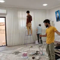 شستشو و نصب انواع پرده همراه با لوازم