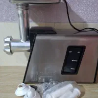 چرخ گوشت دلمونتی
