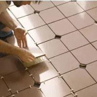 شاگرد و استا کاشی کار