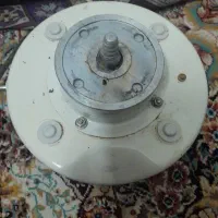 یک عدد آبمیوه گیری سالم