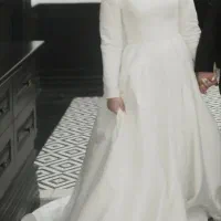 لباس عروس مزون دوز|لباس|اندیشه, اندیشه فاز ۴|دیوار