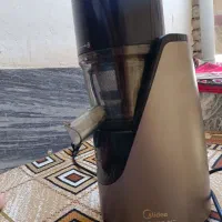 عصار گیر و آب میوه گیری