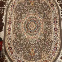 قالیچه بیضی فرش هست تمیز وسالم