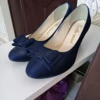 کفش|کیف، کفش، کمربند|ایلام, |دیوار