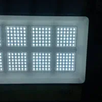 چراغ پروژکتور ۴۰۰ وات آذر طیف|لامپ و چراغ|باوی, |دیوار