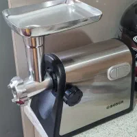 چرخ گوشت بوش درحد نو نو