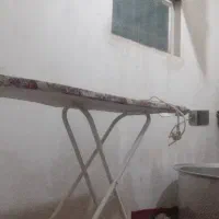 یک عددمیز اتو. تاشو به فرو ش میرسد