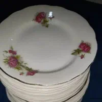 سرویس چینی گل سرخی یاماتسو ژاپن همه و تکی هم میشه|ظروف سرو و پذیرایی|تهران, مینابی|دیوار