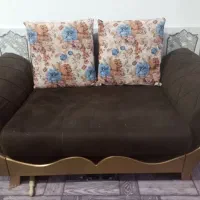 مبل و میز تلویزیون در حد نو