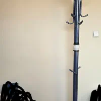 چوب لباسی ایستاده